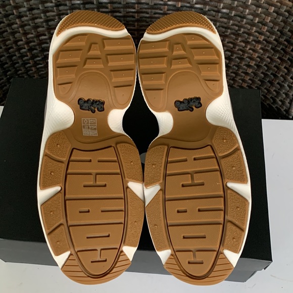 Coach C270 Tech Runner - Picture 11 of 16